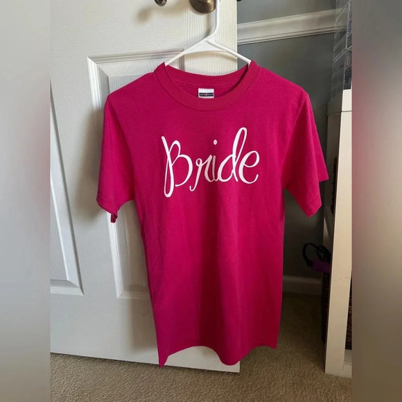 Women’s Small Pink BRIDE Shirt - Picture 1 of 4